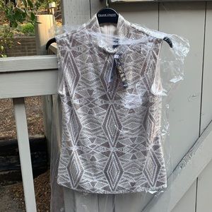 NWT Frank Lyman 20th AnniversarySparkling Cream and Silver Top